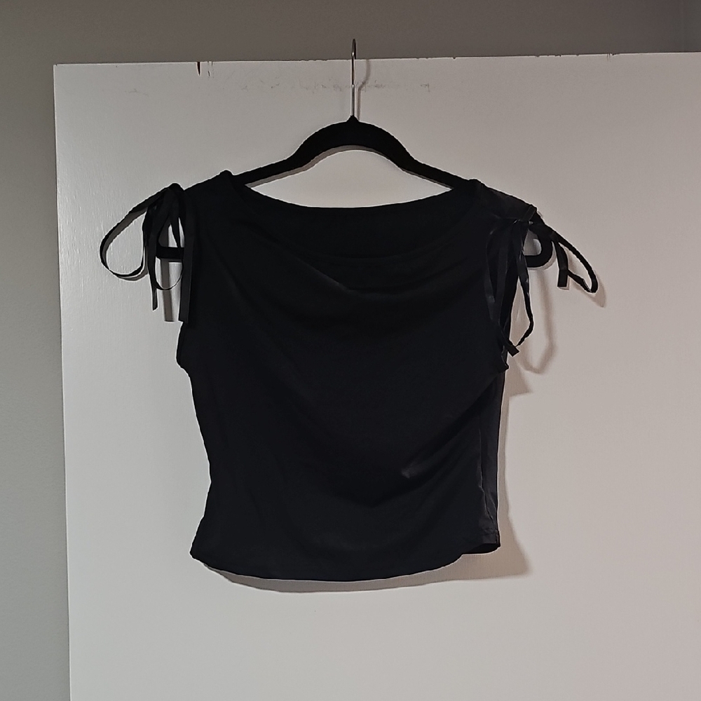 SHEIN Black Tie-Up Sleeve Blouse